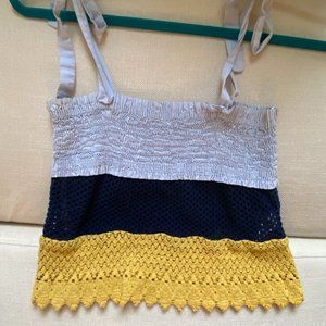 Paneled tie shoulder top!